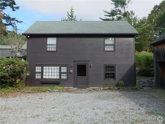 Building Photo - 82 River Rd Rental