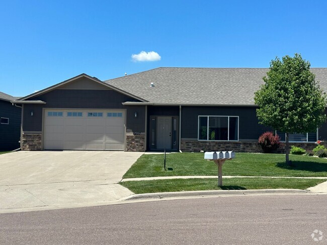 Building Photo - 6402 Keller Cr-- Twin Home