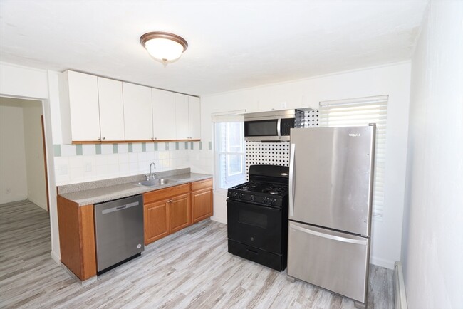 Photo - 156 Dana Ave Townhome