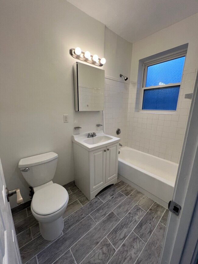 Photo - 25 Austin St Unit 301