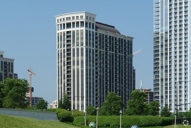 Photo - Mueseum Park Tower III