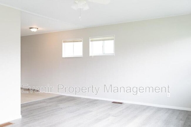 Photo - 2908 Ghent Ave