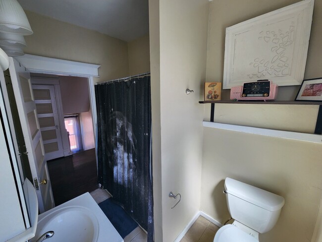 Photo - 3444 Price Ave