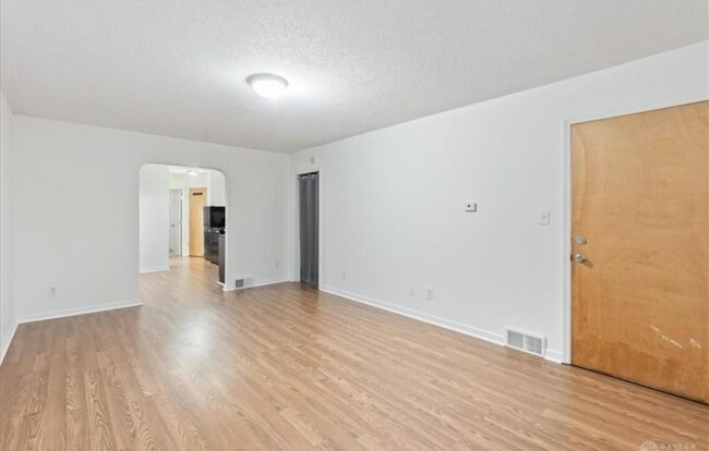 219 Victor Ave Unit 1