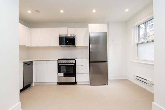 16 St Joseph St Unit 21