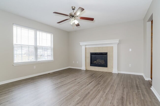 Photo - 712 Hibiscus Cir