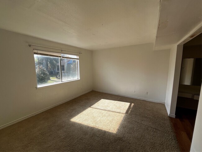 Photo - 5625 Antoine Dr Unit 408