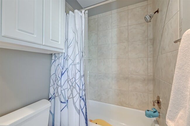 Photo - 410 Fowler St