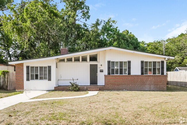 Building Photo - 6041 Terry Parker Dr N Rental