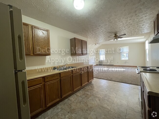 Building Photo - Lake Country Gardens Rental