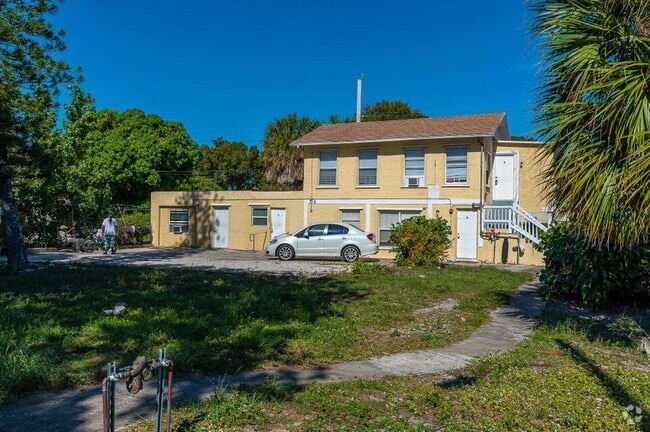 Building Photo - 719 52nd St Rental