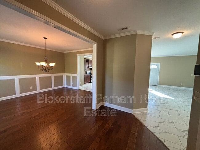 Photo - 323 Owens Rd