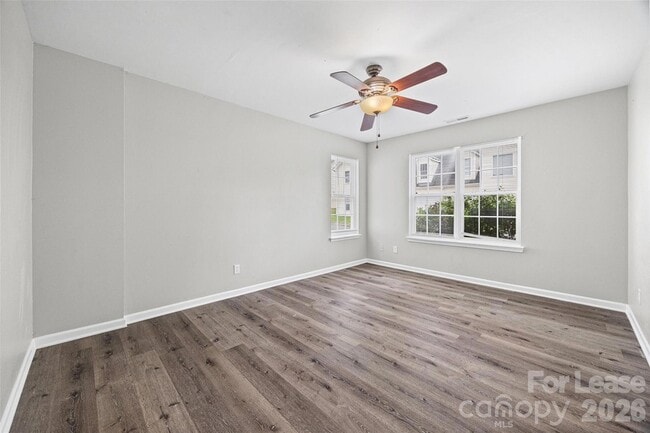 Photo - 5194 Brooktree Dr