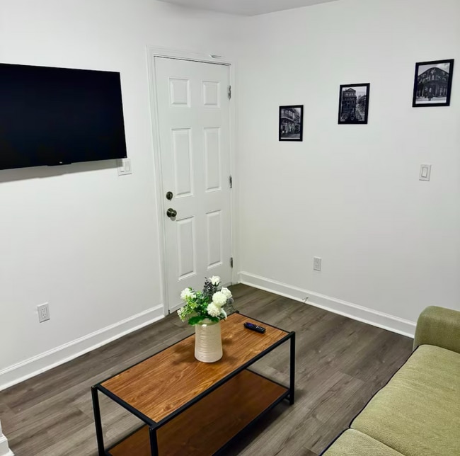 2515 Erato St Unit 201