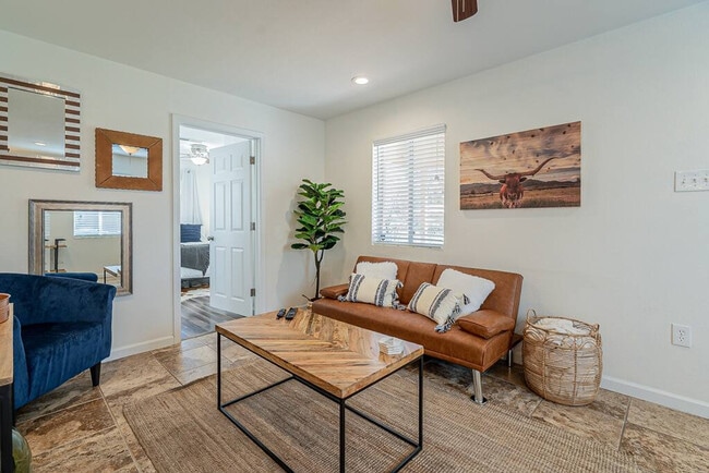 2524 N 29th St Unit SI ID1570246P