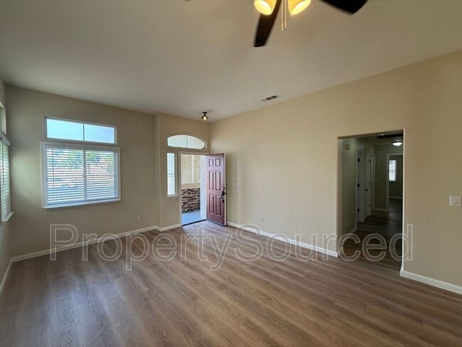 Photo - 1750 Wellington Ave