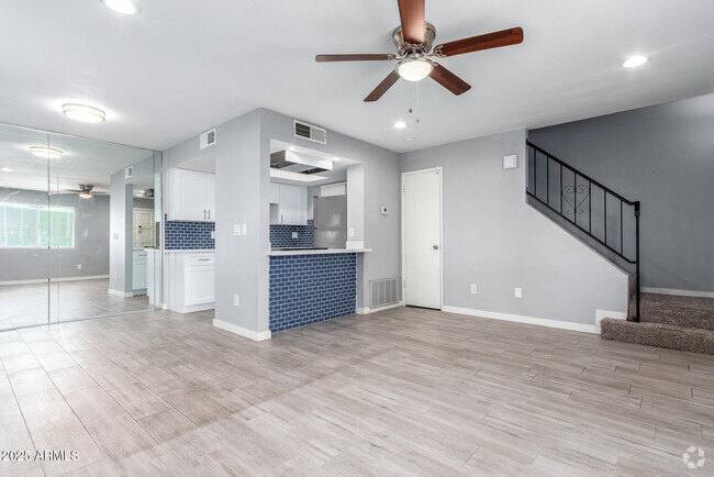 Building Photo - 10227 N 7th Pl Rental