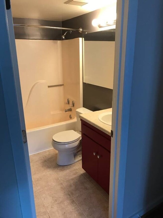 Photo - Overlook Condominiums - 2 bedroom- 2 bath