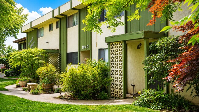Photo - Bidwell Manor