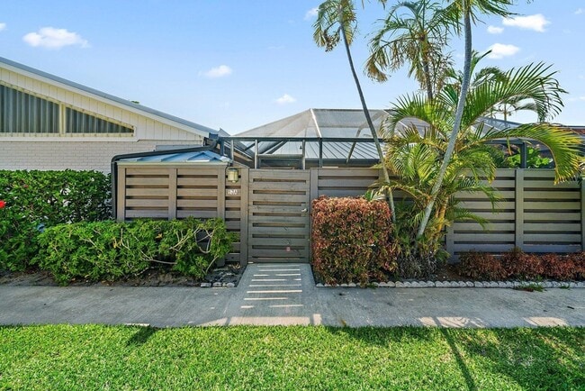 Photo - 1801 S US Hwy 1