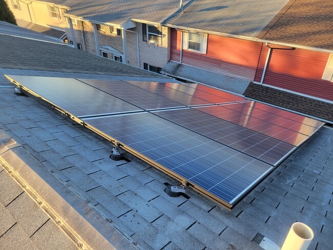 Photo - 2773 Joanne Marie Way