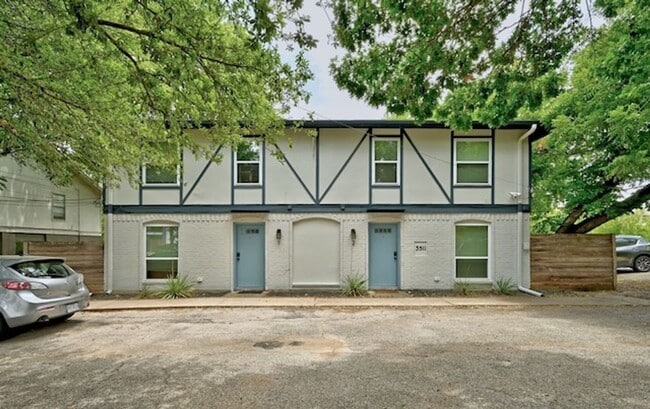 Building Photo - 3511 Alpine Cir Unit 2 Rental