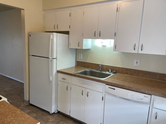 Photo - 8112 NE 27th St Unit 8112