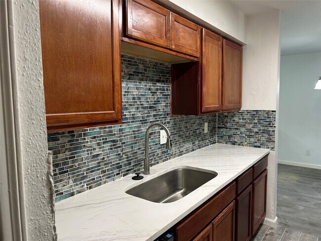 9700 Leawood Blvd Unit 1407
