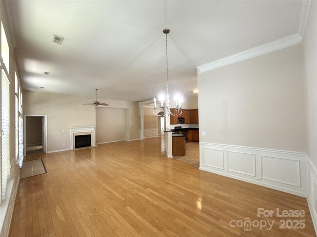 Photo - 1697 Lillywood Ln