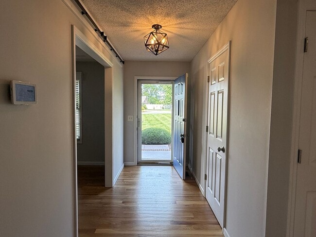 Photo - 3 bedroom one- level beauty in North Johnson City!