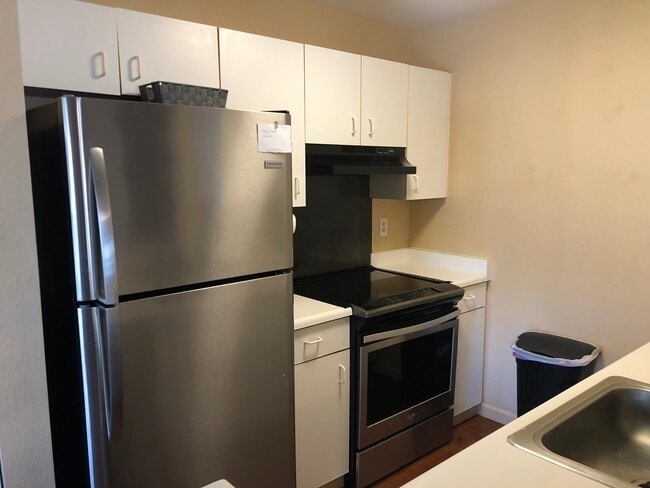 Photo - 480 Kenolio Rd