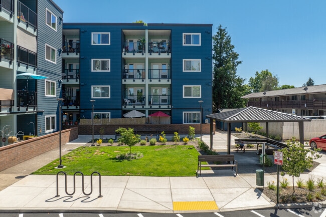 Patio - Tarkington Square Apartments