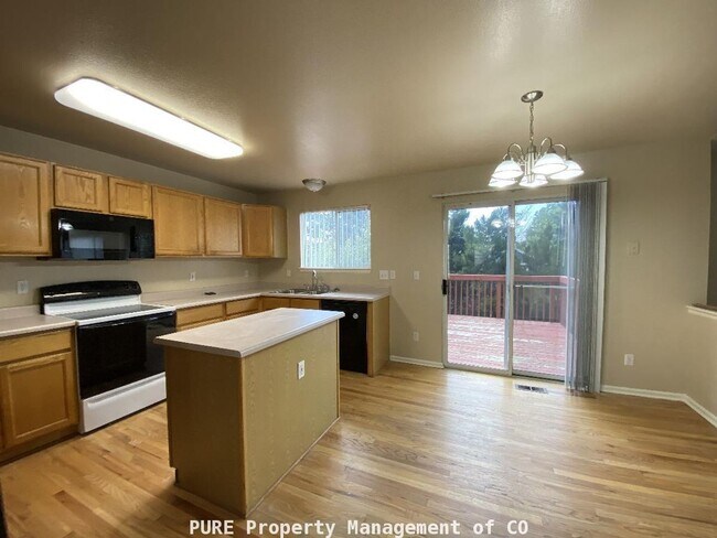 Photo - 2215 Gold Dust Ln