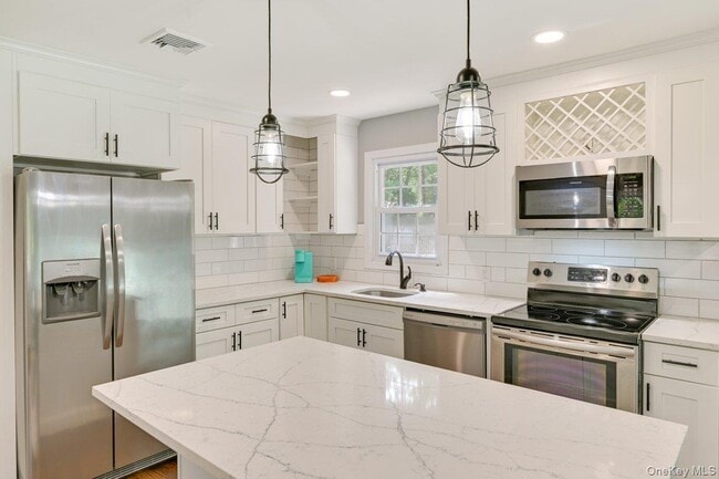 Photo - 2 Fairview Rd