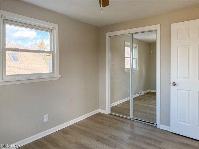 Photo - 642 Broadway