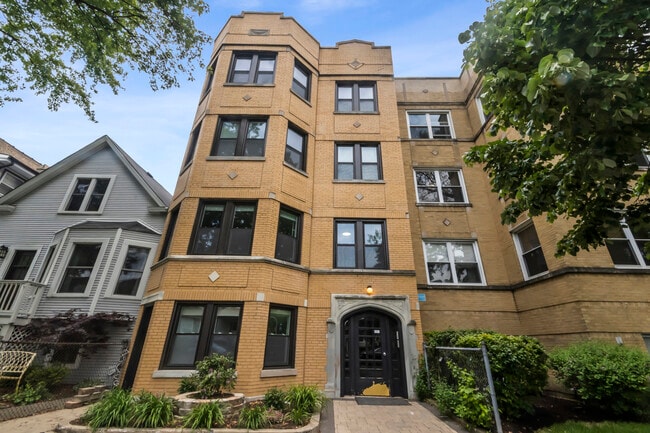 Photo - 4315 N Troy St Condo Unit 1