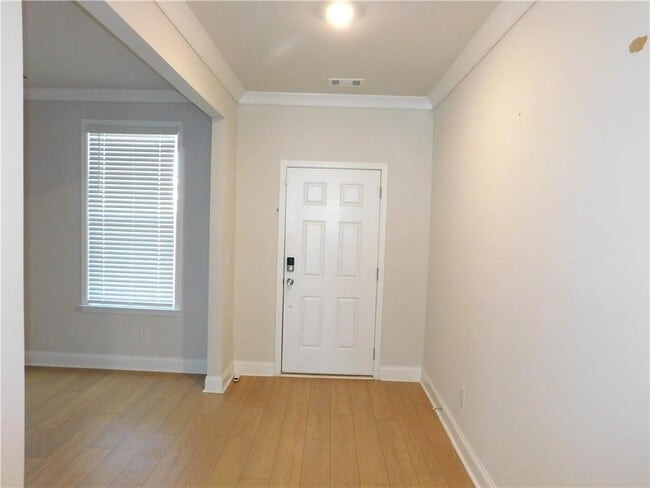 Photo - 930 Elderberry Ct