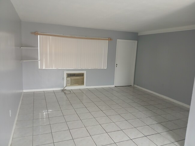 Photo - 7640 Pembroke Rd Unit C