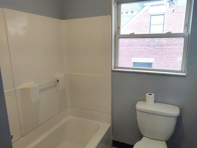 Photo - 96 Pleasant St Unit 2