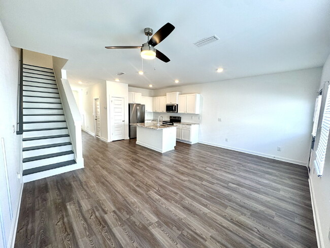 Photo - New 3/2 Townhome close to TAFB.