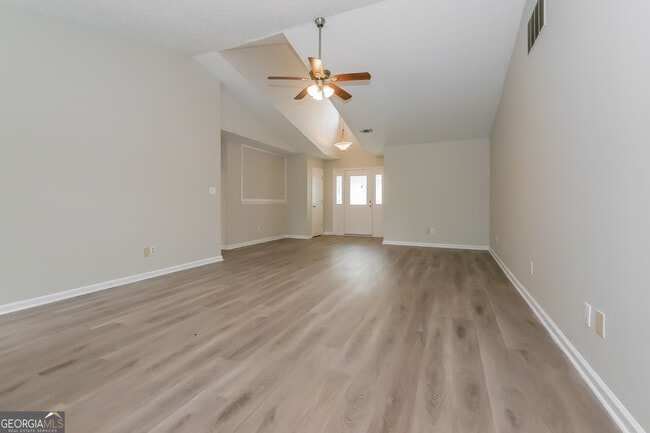 Photo - 473 Flint Ridge Ct