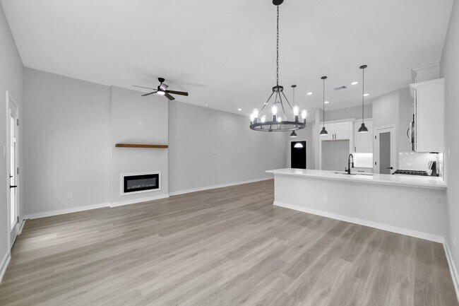 Photo - 14839 Spica Ct