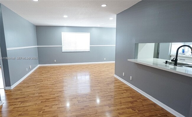 Photo - 465 SW 86th Ave Unit 208