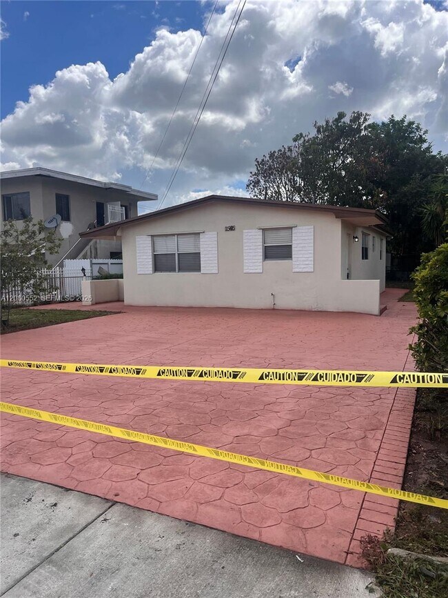 11545 NW 17th Ave
