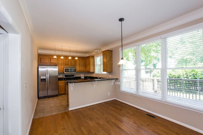 Photo - 9003 Mapledale Ct