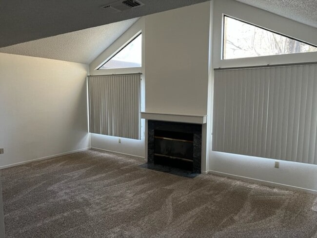 Photo - 22 Sierra Lakeside Ln