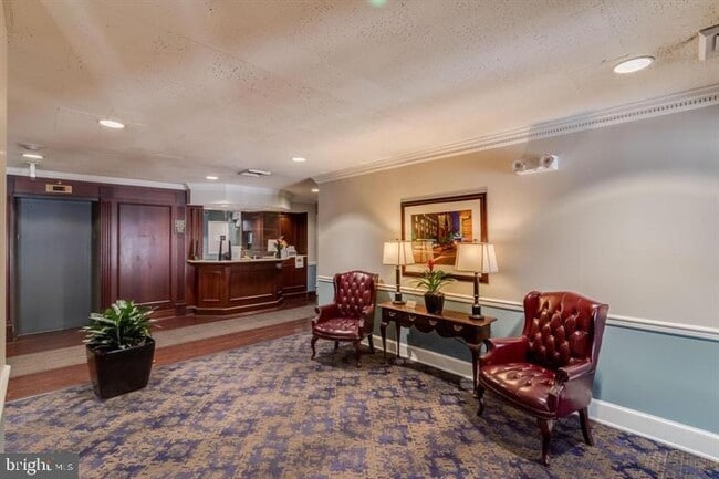 Security Desk - 1101 Saint Paul St Unit 301