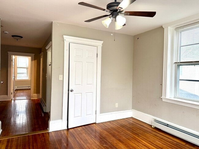 Photo - 124 W Green St Unit 307