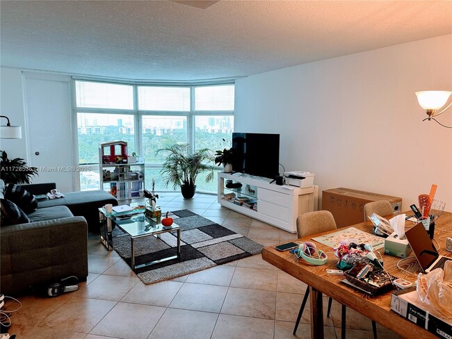 Photo - 20100 W Country Club Dr Condo Unit 904