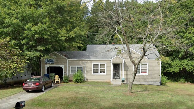 Building Photo - 2 Bed and 1.5 Bath in Atlanta!